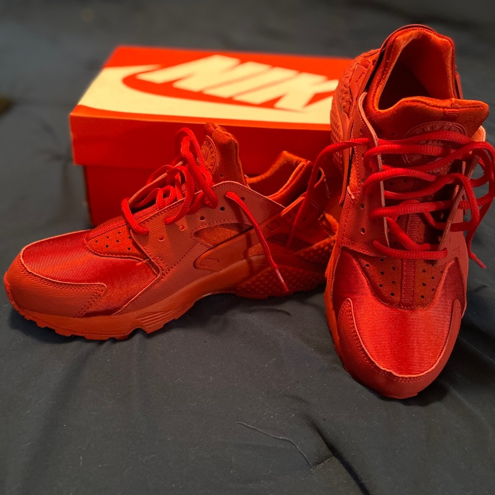 Nike huarache sneakers